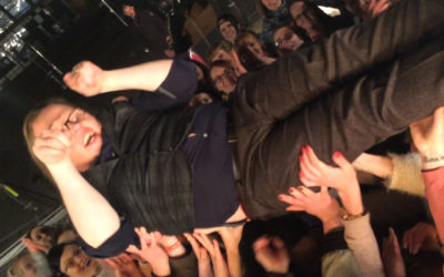 Stagediving
