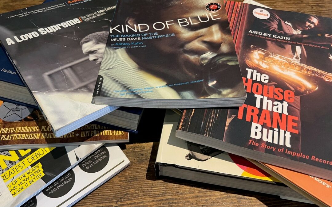 Angelo’s Vinyl Stories #83 –  Reading Vinyl